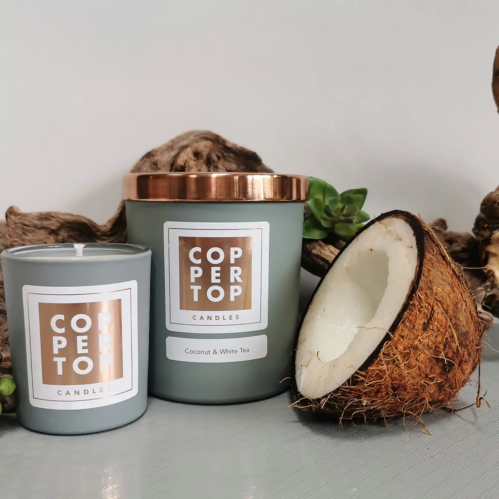 Thumbnail: Coconut & White Tea Aromatherapy Soy Wax Candle
